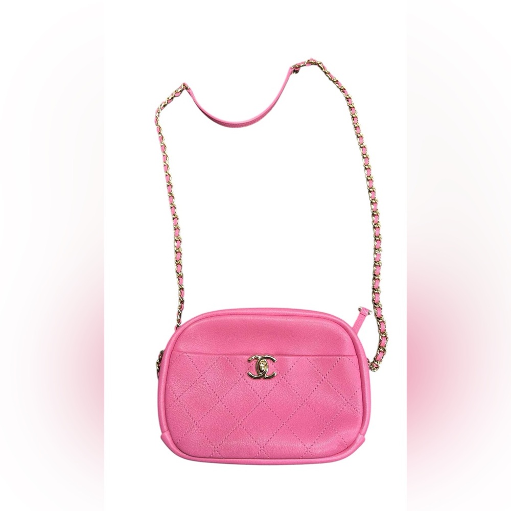 Chanel Pink Quilted Women's Bag